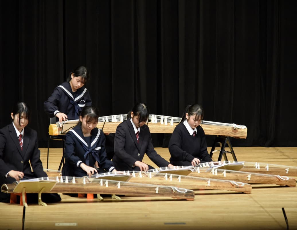 森町立森中学校